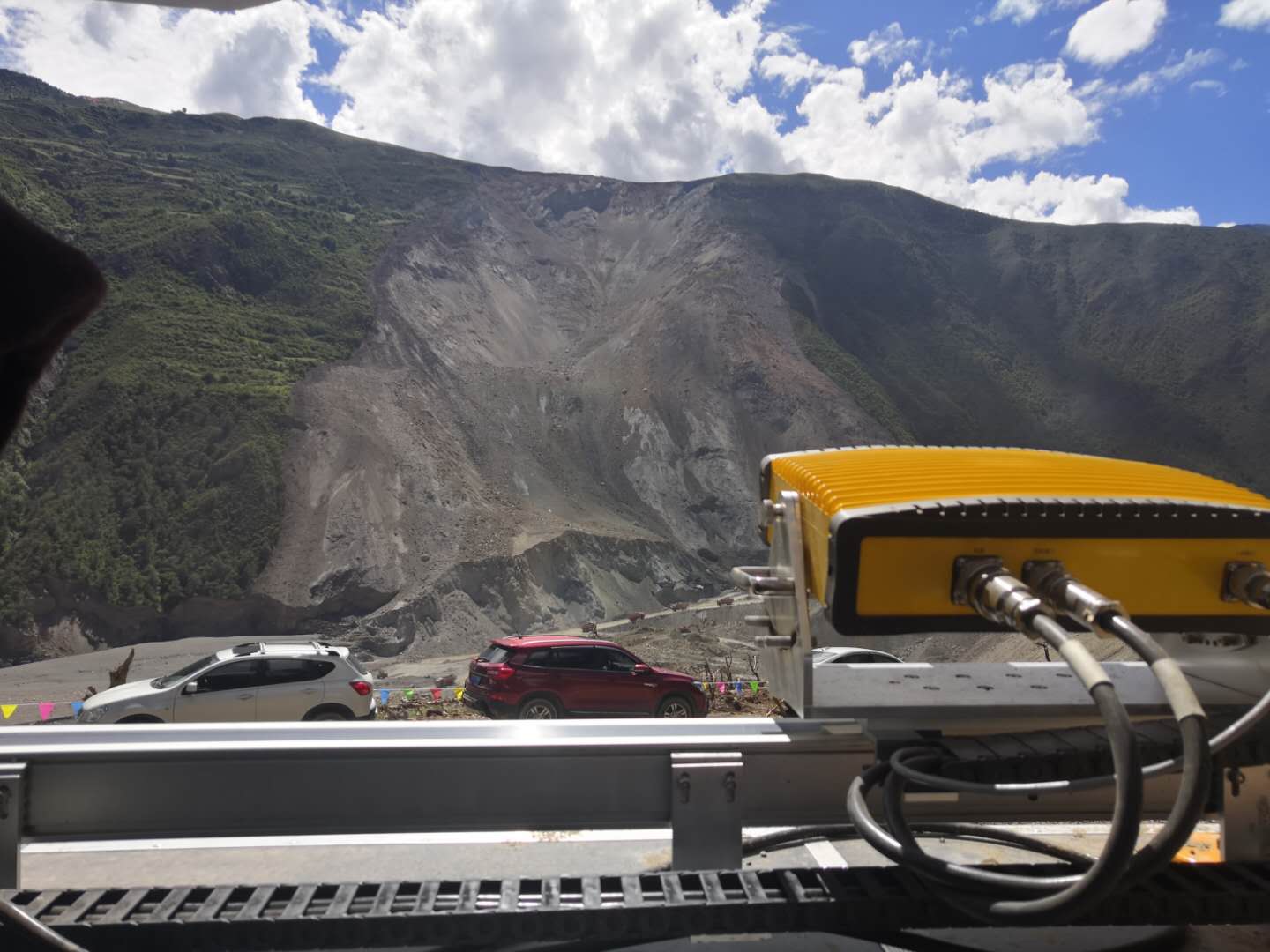 案例图-金沙江地灾滑坡 案例图-金沙江地灾滑坡